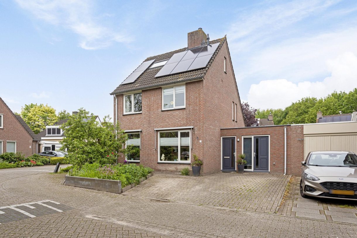 Te koop: Foto Woonhuis aan de De Vlos 1 in Nuenen