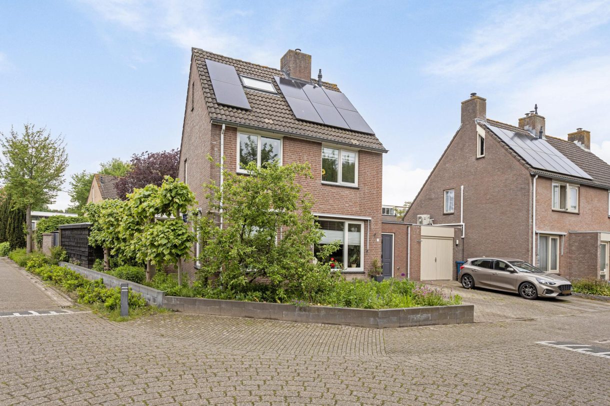 Te koop: Foto Woonhuis aan de De Vlos 1 in Nuenen