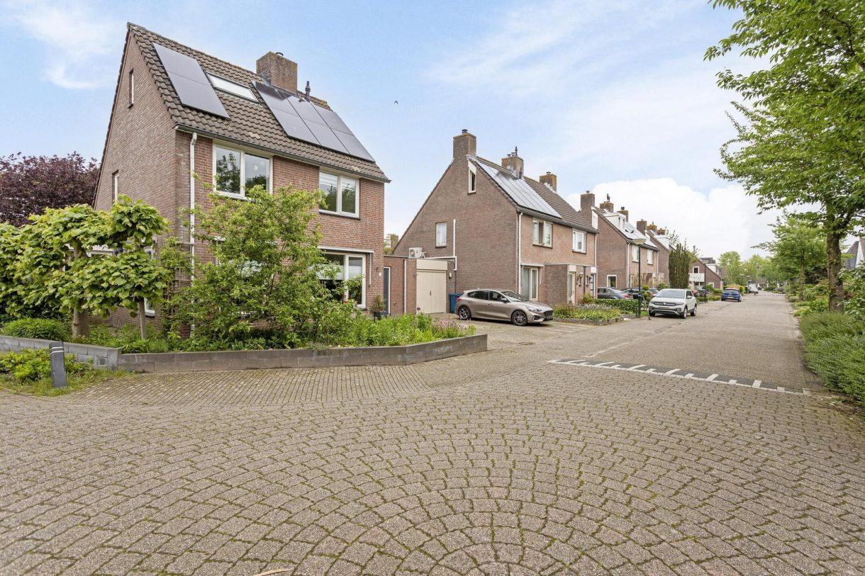 Te koop: Foto Woonhuis aan de De Vlos 1 in Nuenen