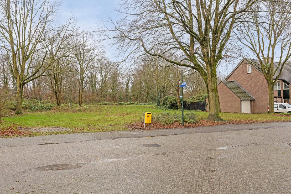 Te koop: Foto Woonhuis aan de Vosseveld 12 in Nuenen